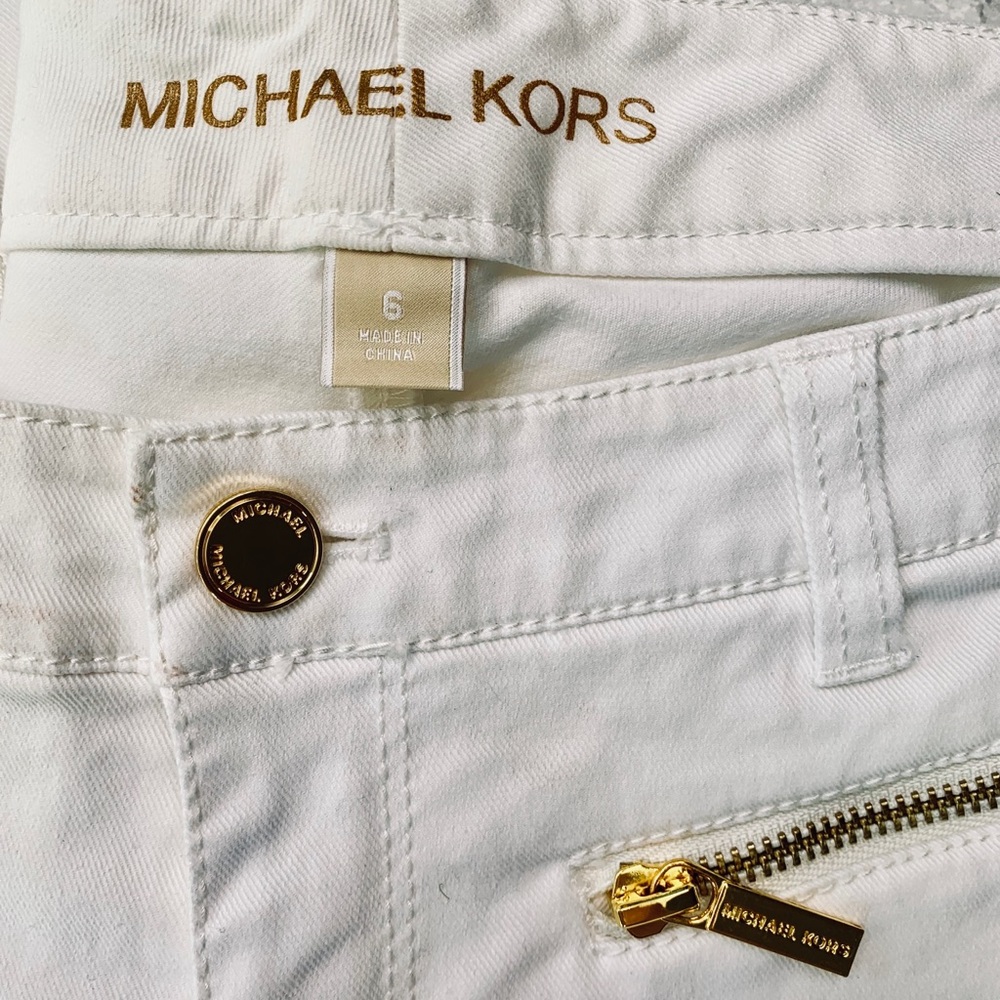 Michael Kors White Skinny Jean with Gold Accents - Picture 6 of 8